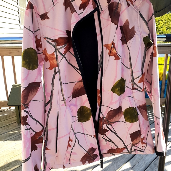 Softshell jacket - Picture 2 of 3